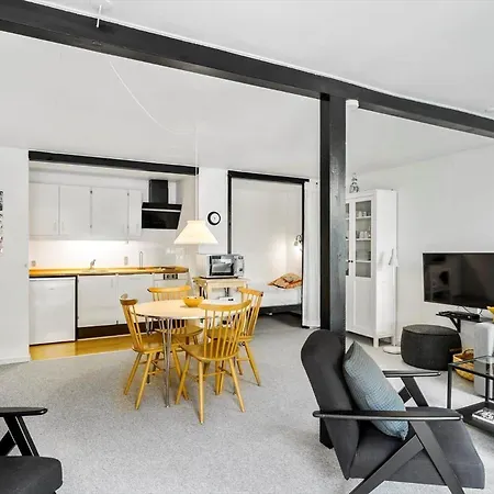 5514-gudhjem-holkavej-2-lejl-3 *